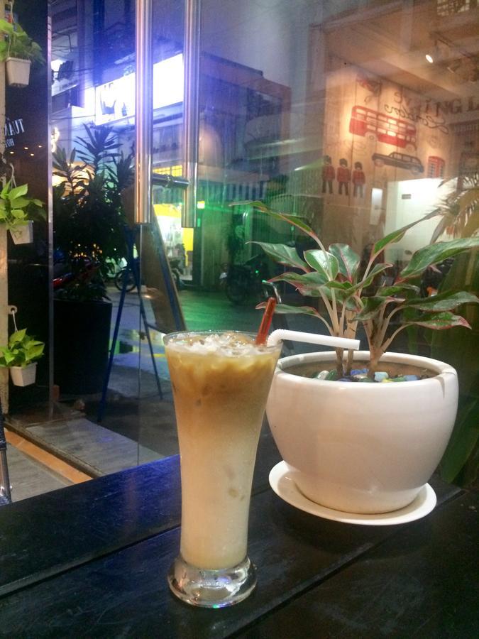 The Lily Hostel & Coffee Hô Chi Minh-Ville Extérieur photo