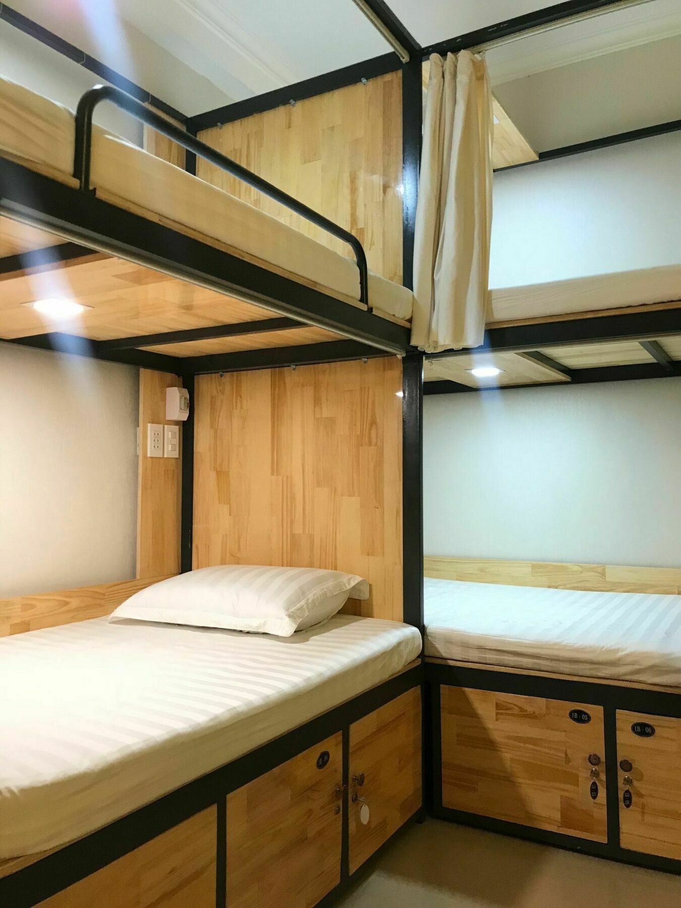 The Lily Hostel & Coffee Hô Chi Minh-Ville Extérieur photo